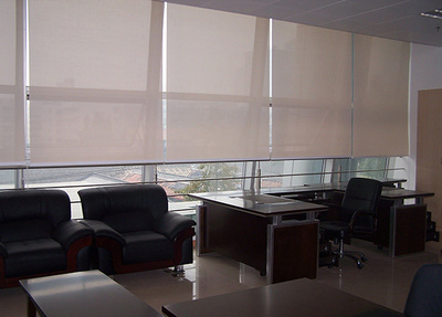 手动卷帘产品百科 选购、安装、价格与培训指南